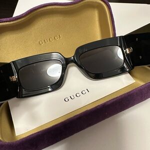 Gucci Black and gold logo GG Sunglasses